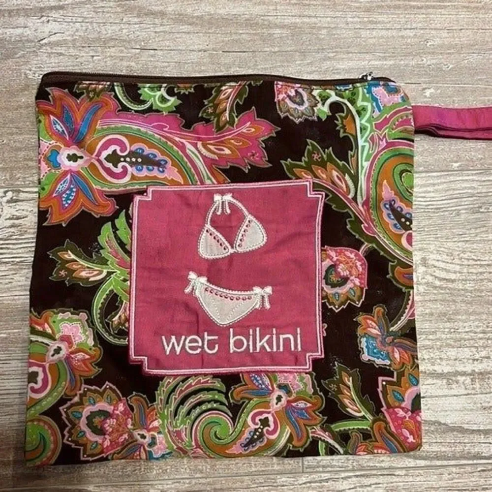 N/A zipper pouch